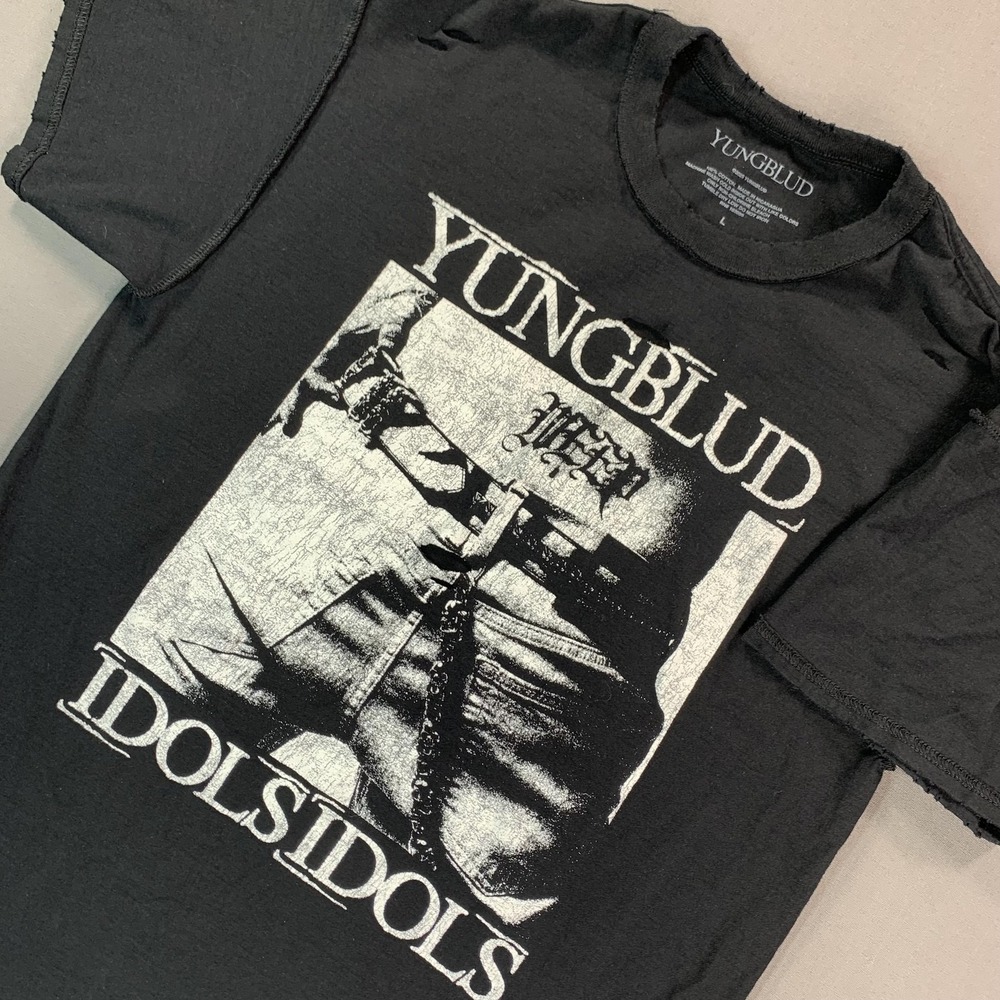 YUNGBLUD Shirt Mens L Black Idols Idols Graphic Band Music Tee Distressed Holes
